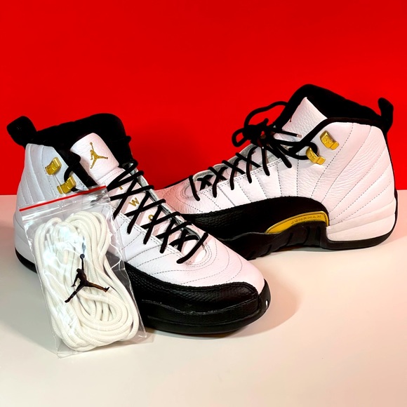Air Jordan 12 Retro "Royalty Taxi" Size: (7y) - Picture 14 of 14
